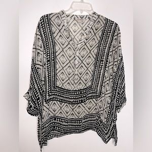 Women’s Lucky Brand Relaxed Fit Top | S/M | EUC